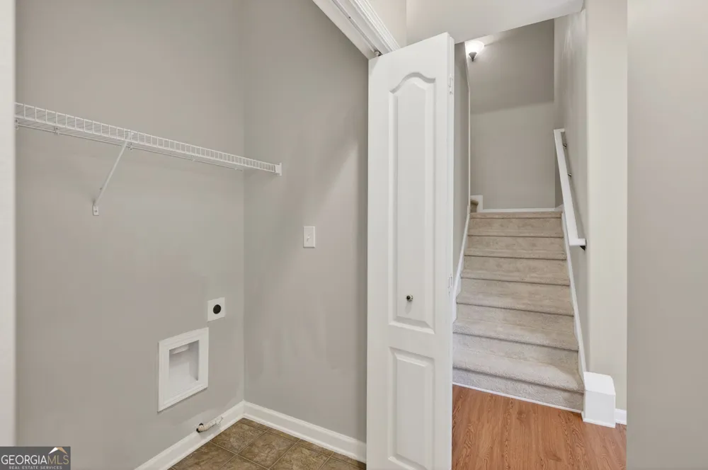 1186 Lake Point WAY Suwanee, GA 30024