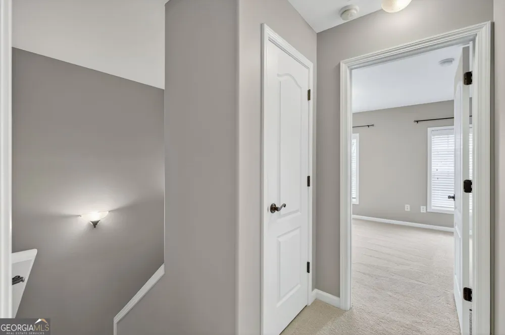 1186 Lake Point WAY Suwanee, GA 30024