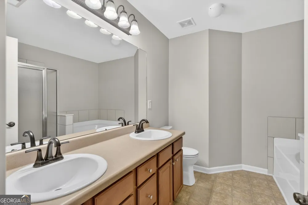 1186 Lake Point WAY Suwanee, GA 30024