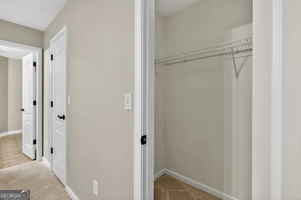 1186 Lake Point WAY Suwanee, GA 30024