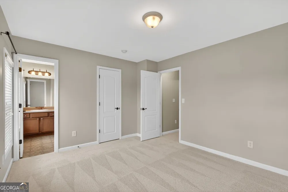 1186 Lake Point WAY Suwanee, GA 30024