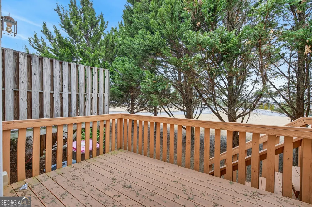 1186 Lake Point WAY Suwanee, GA 30024