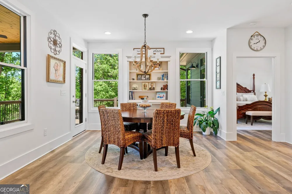 77 North Shore DR Cleveland, GA 30528