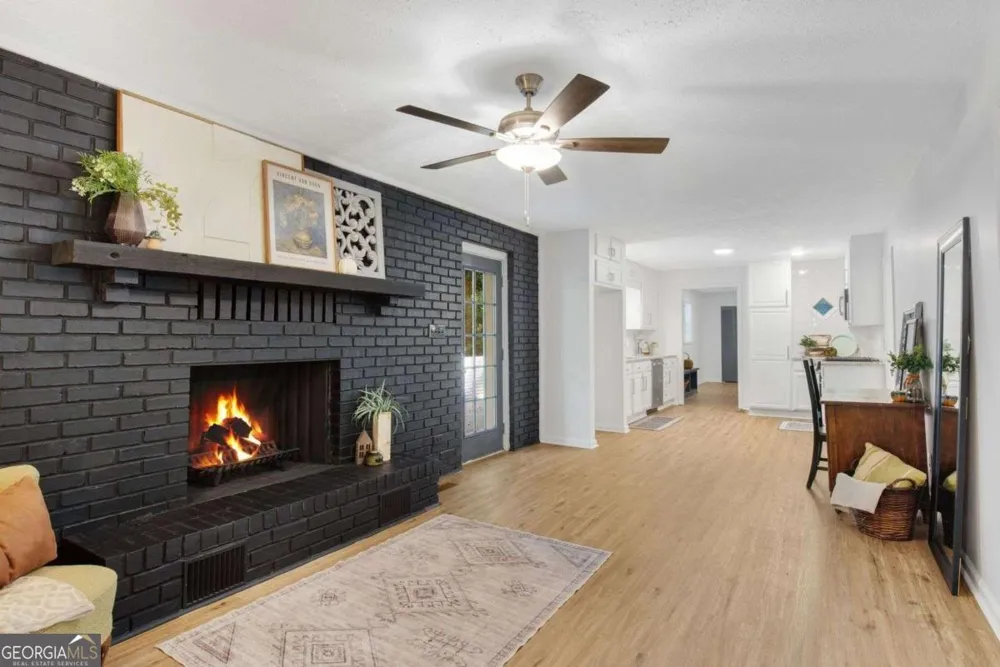 6445 Sherwood TRL Austell, GA 30168