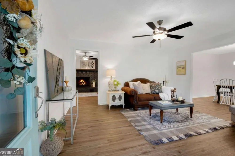 6445 Sherwood TRL Austell, GA 30168