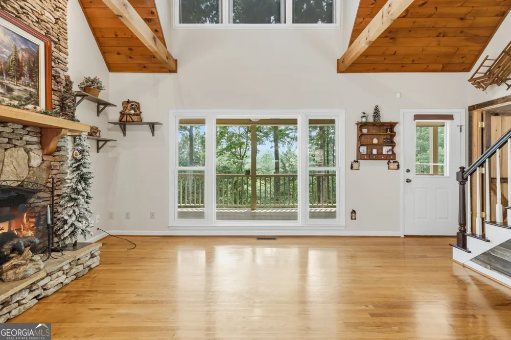 165 Amelia LN Blue Ridge, GA 30513