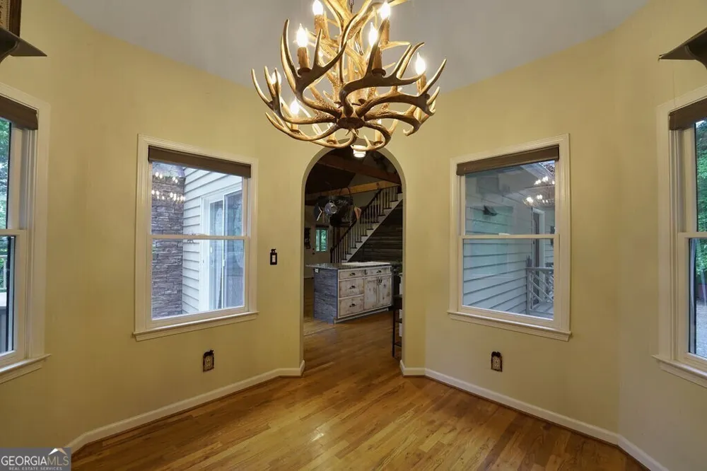 165 Amelia LN Blue Ridge, GA 30513