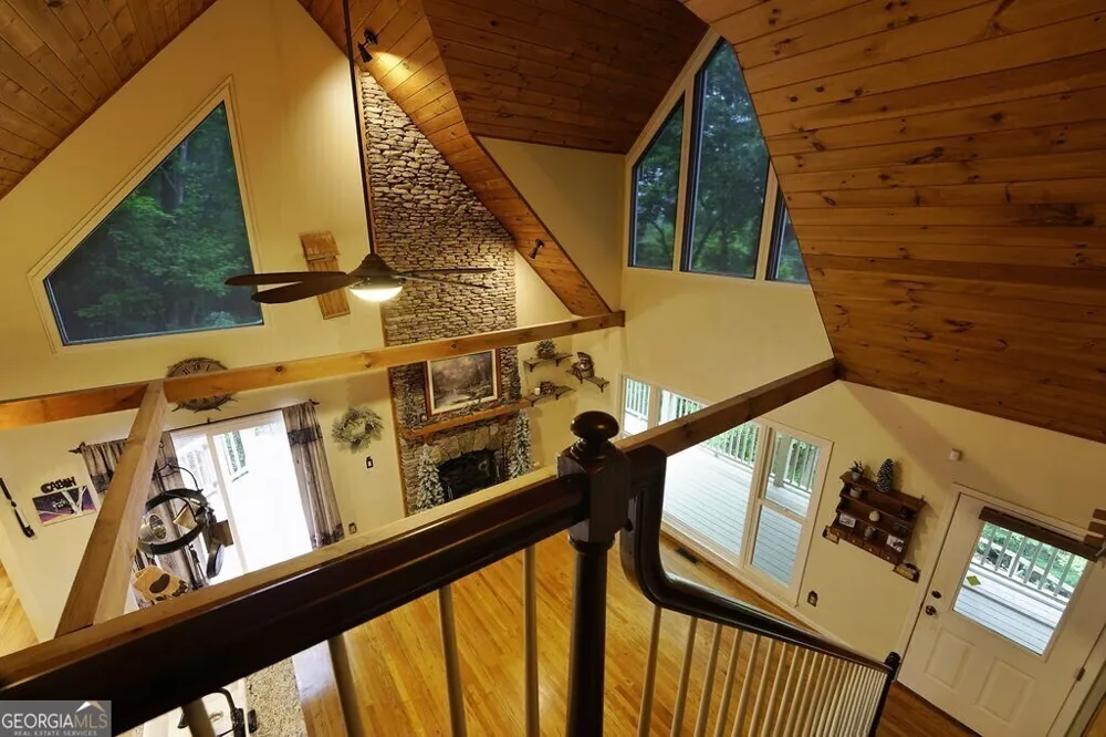 165 Amelia LN Blue Ridge, GA 30513