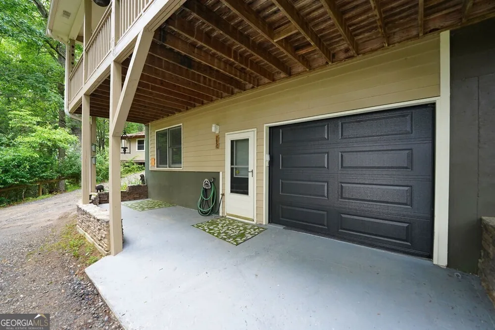 165 Amelia LN Blue Ridge, GA 30513