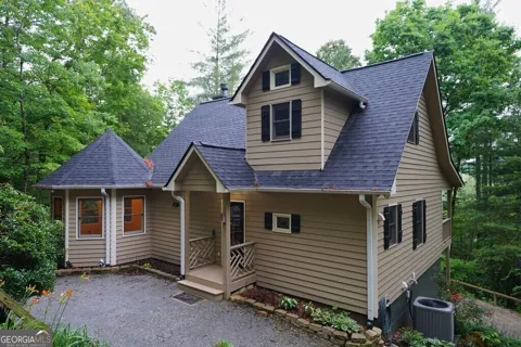 165 Amelia LN