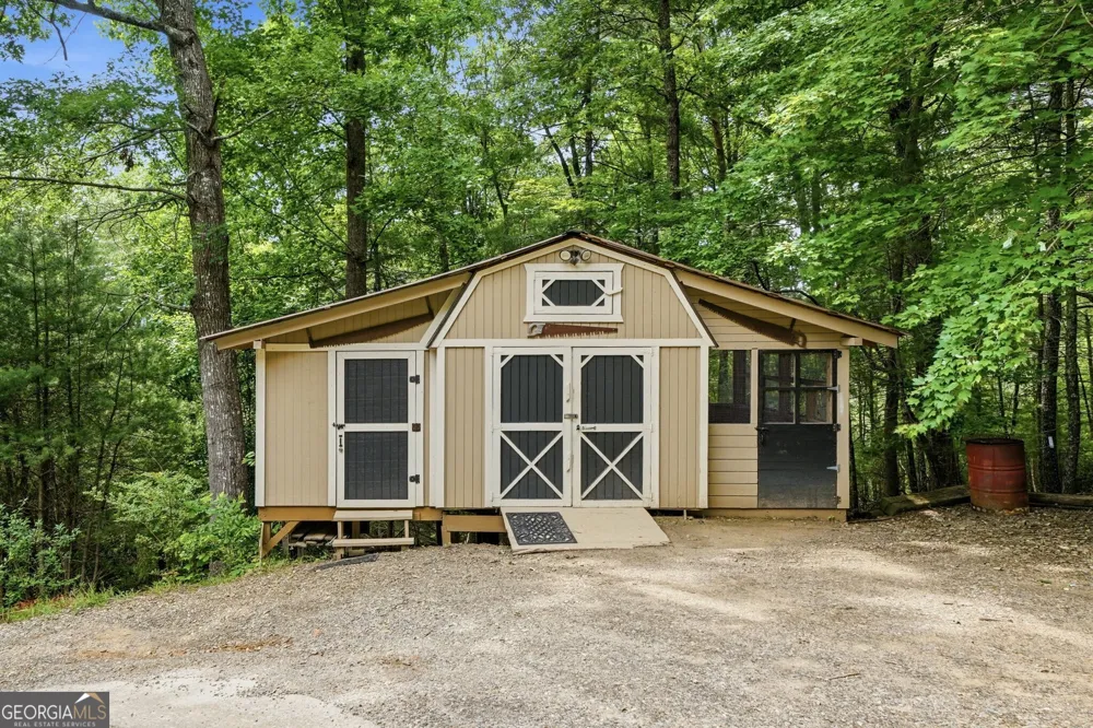165 Amelia LN Blue Ridge, GA 30513