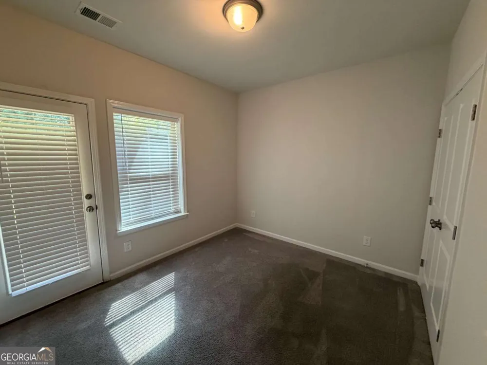 311 Mahone DR Lilburn, GA 30047