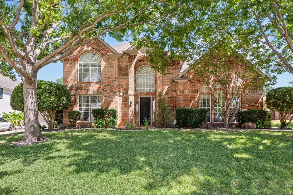 3316 Lexington Avenue Grapevine, TX 76051