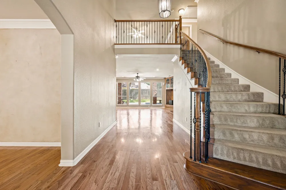 3316 Lexington Avenue Grapevine, TX 76051