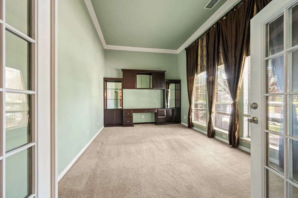 3316 Lexington Avenue Grapevine, TX 76051