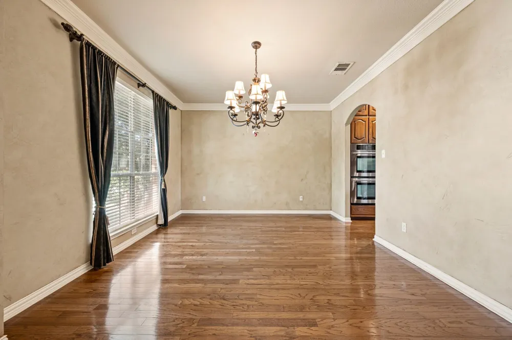 3316 Lexington Avenue Grapevine, TX 76051