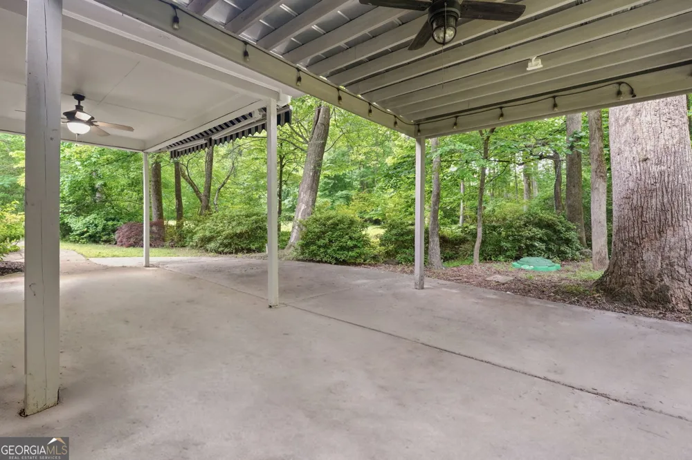 5369 Secretariat LN Sugar Hill, GA 30518
