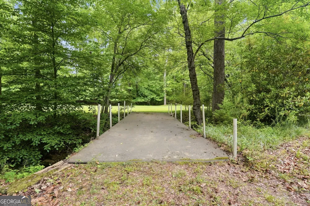 5369 Secretariat LN Sugar Hill, GA 30518