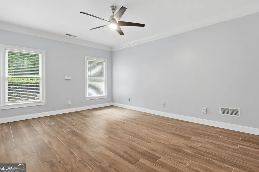 5369 Secretariat LN Sugar Hill, GA 30518