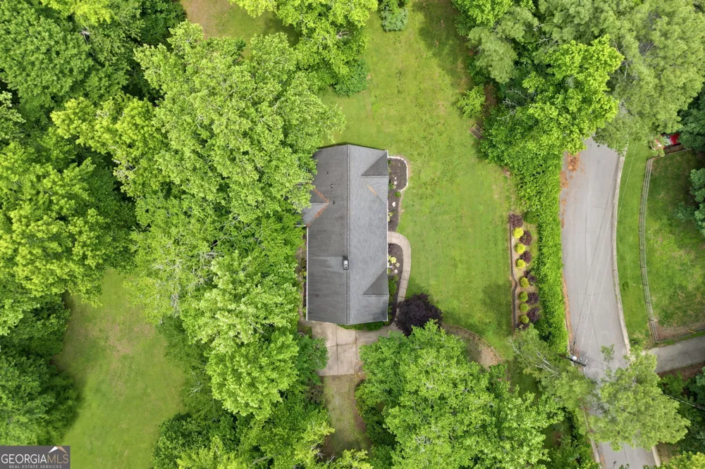 5369 Secretariat LN Sugar Hill, GA 30518