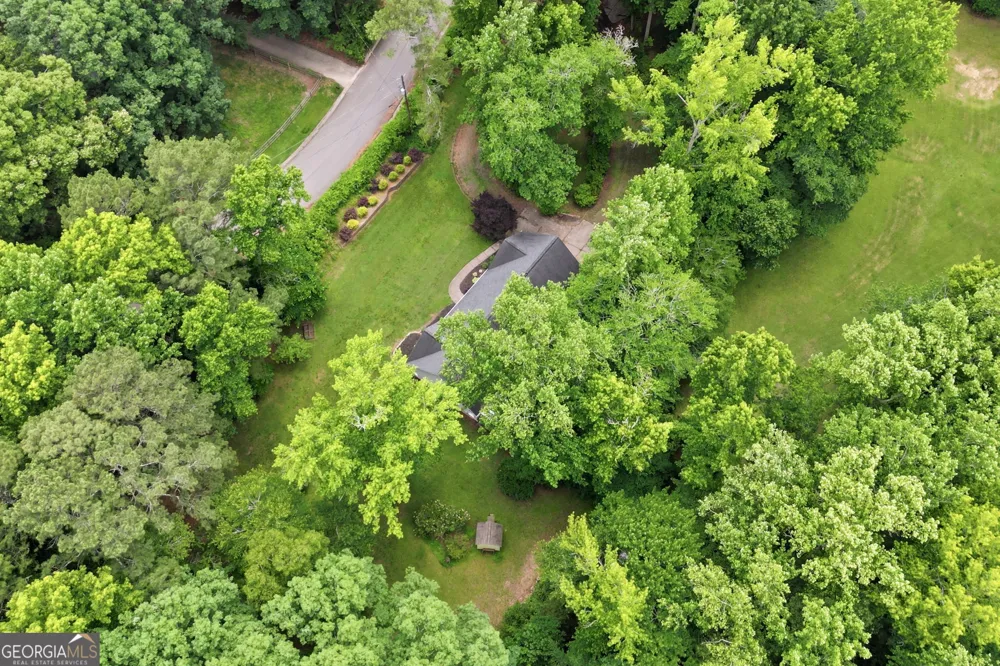 5369 Secretariat LN Sugar Hill, GA 30518