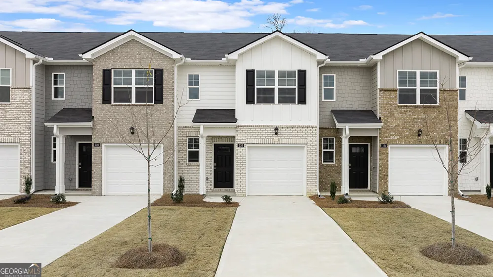 202 Kenmore CIR Perry, GA 31069