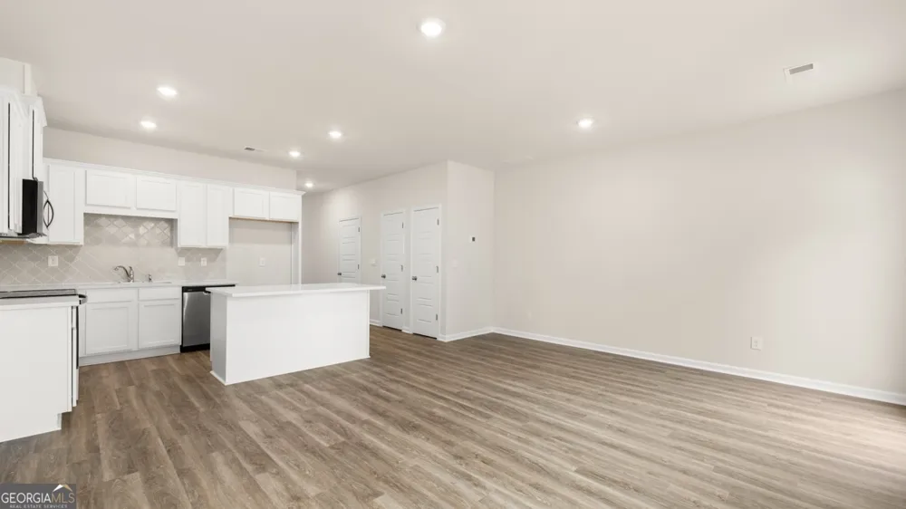 202 Kenmore CIR Perry, GA 31069