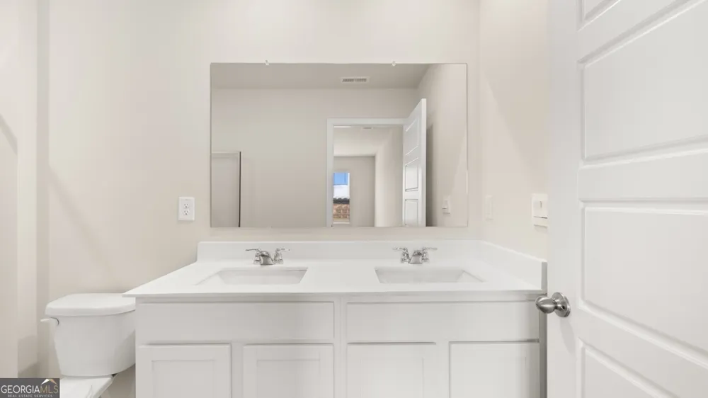 202 Kenmore CIR Perry, GA 31069