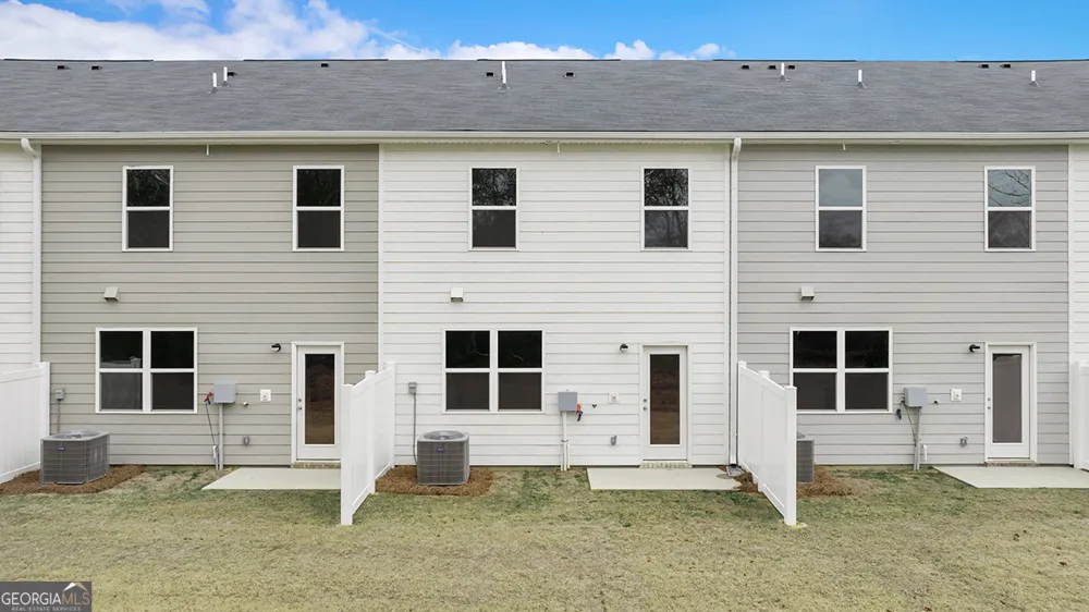 202 Kenmore CIR Perry, GA 31069
