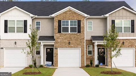 202 Kenmore CIR