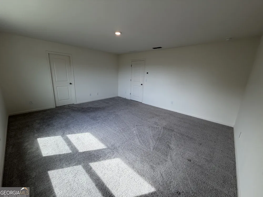 303 Hyde PARK Winder, GA 30680