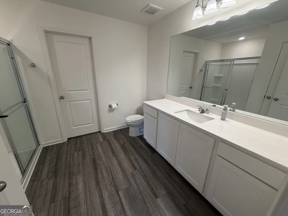 303 Hyde PARK Winder, GA 30680