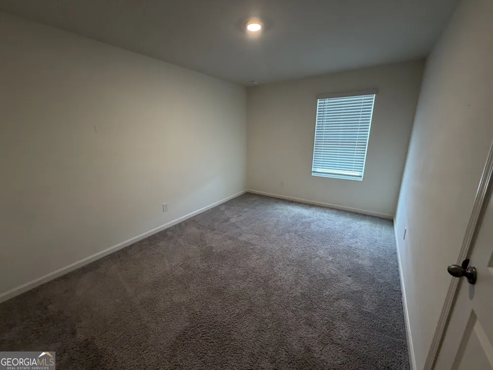 303 Hyde PARK Winder, GA 30680