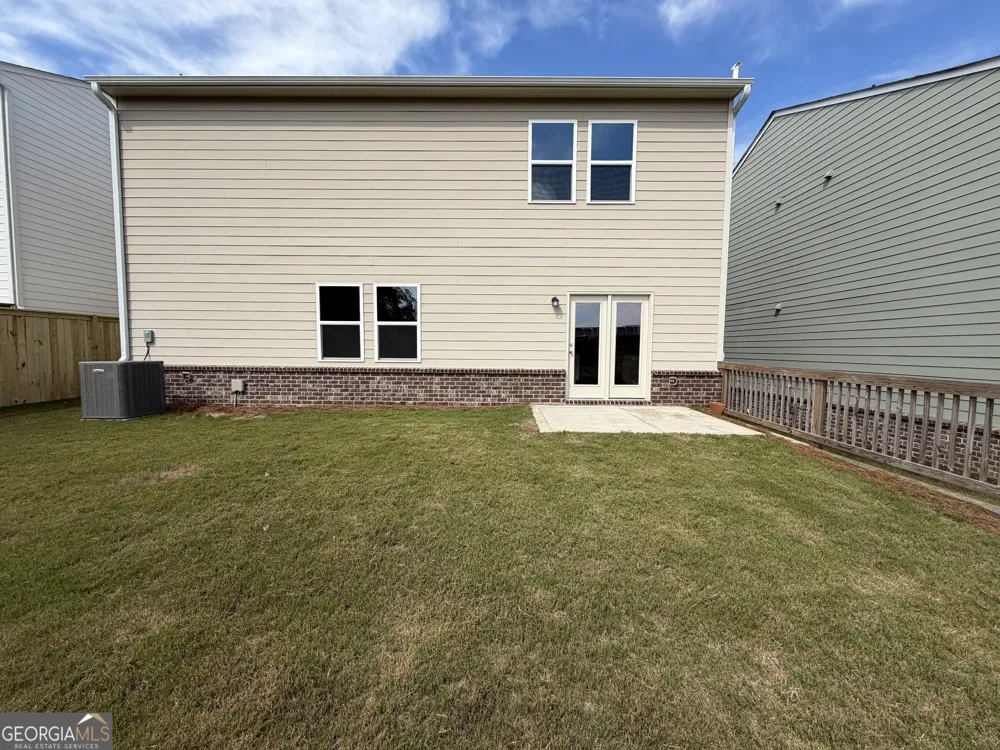 303 Hyde PARK Winder, GA 30680