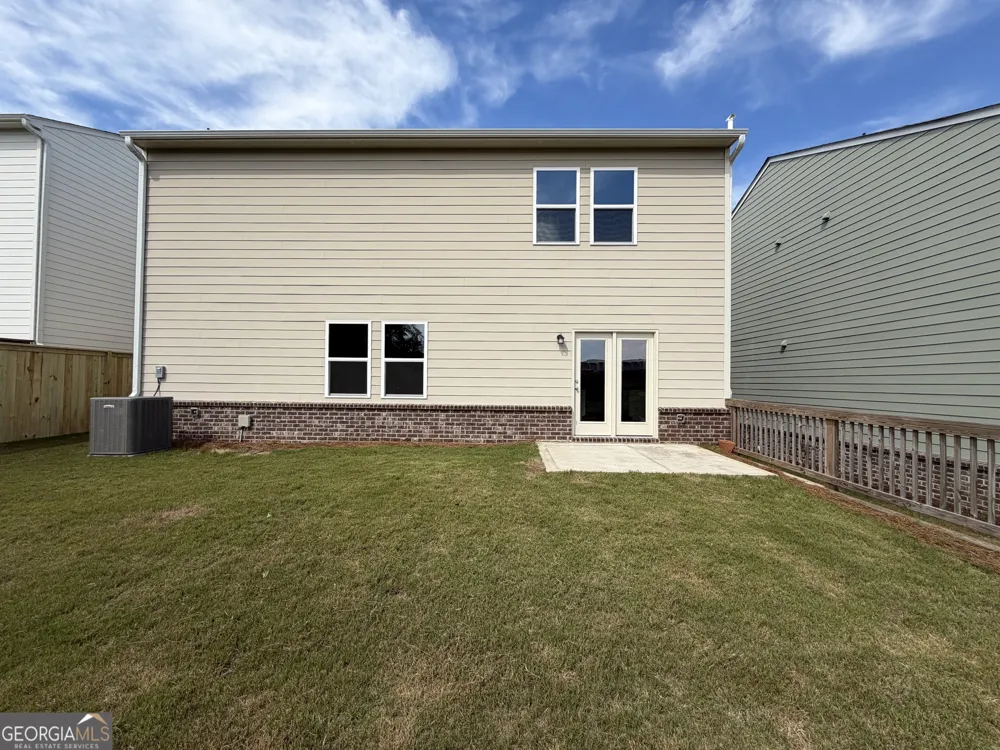 303 Hyde PARK Winder, GA 30680
