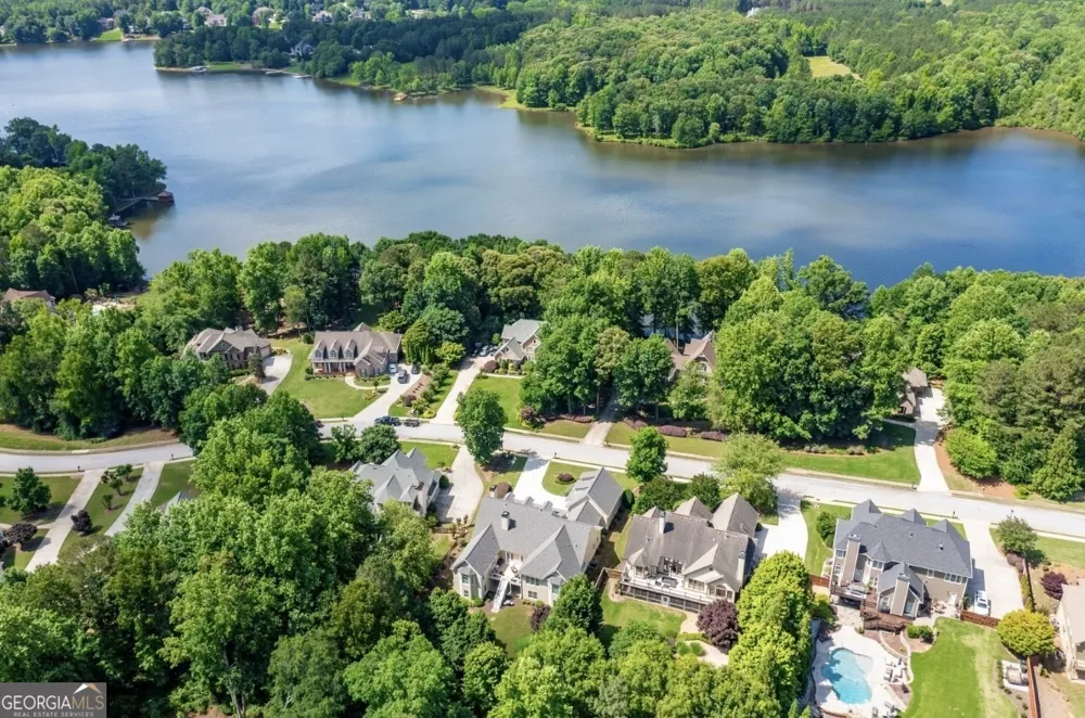 446 Lakeshore DR Monroe, GA 30655