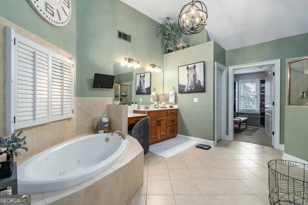 446 Lakeshore DR Monroe, GA 30655
