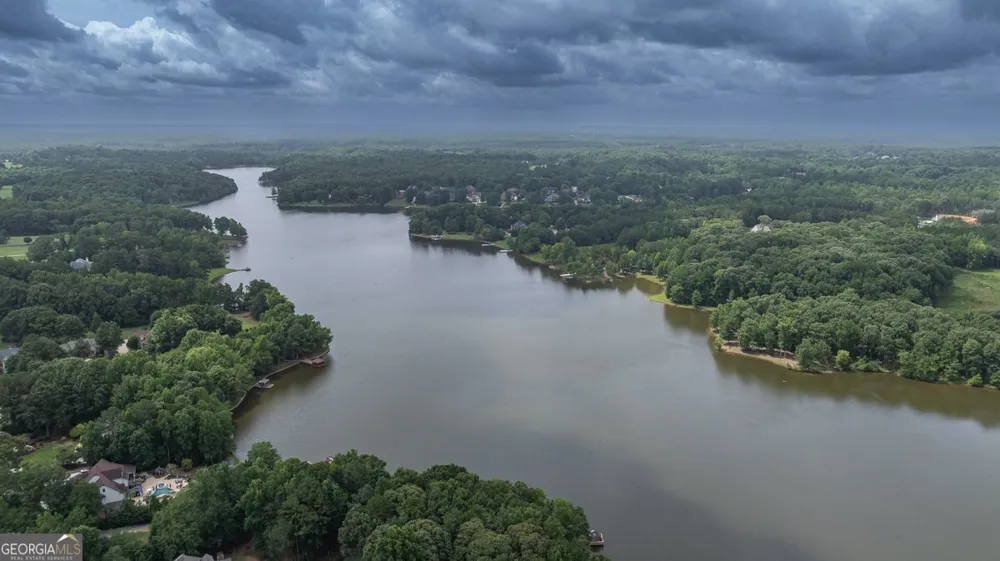 446 Lakeshore DR Monroe, GA 30655