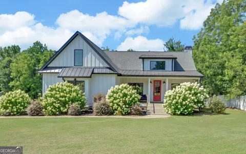 24 Brookhaven WAY