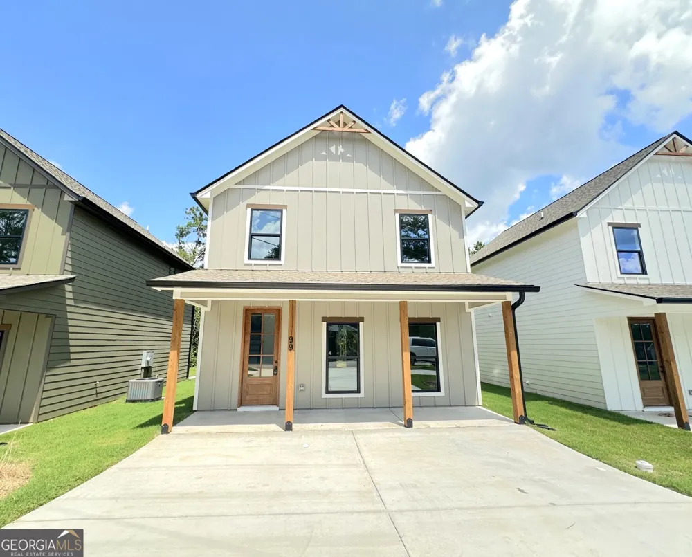 99 Carroll CIR Carrollton, GA 30117