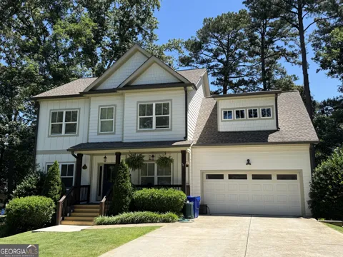859 East AVE