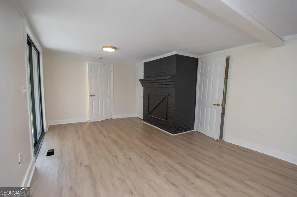432 Cooley RD LaGrange, GA 30241