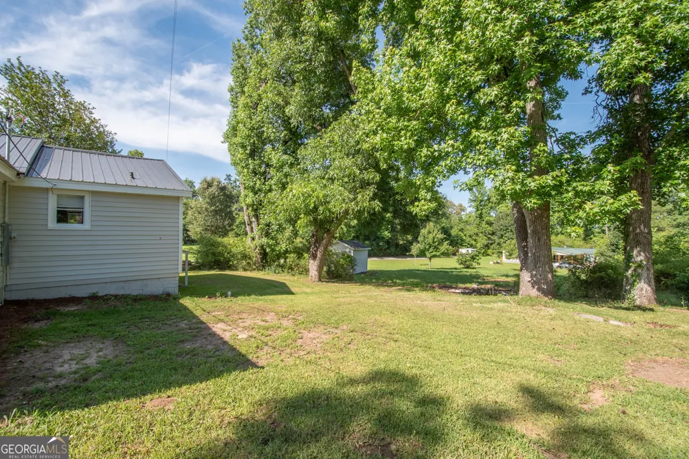 432 Cooley RD LaGrange, GA 30241