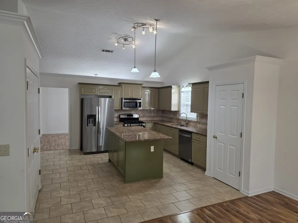 4585 Brook Farms CT Duluth, GA 30096