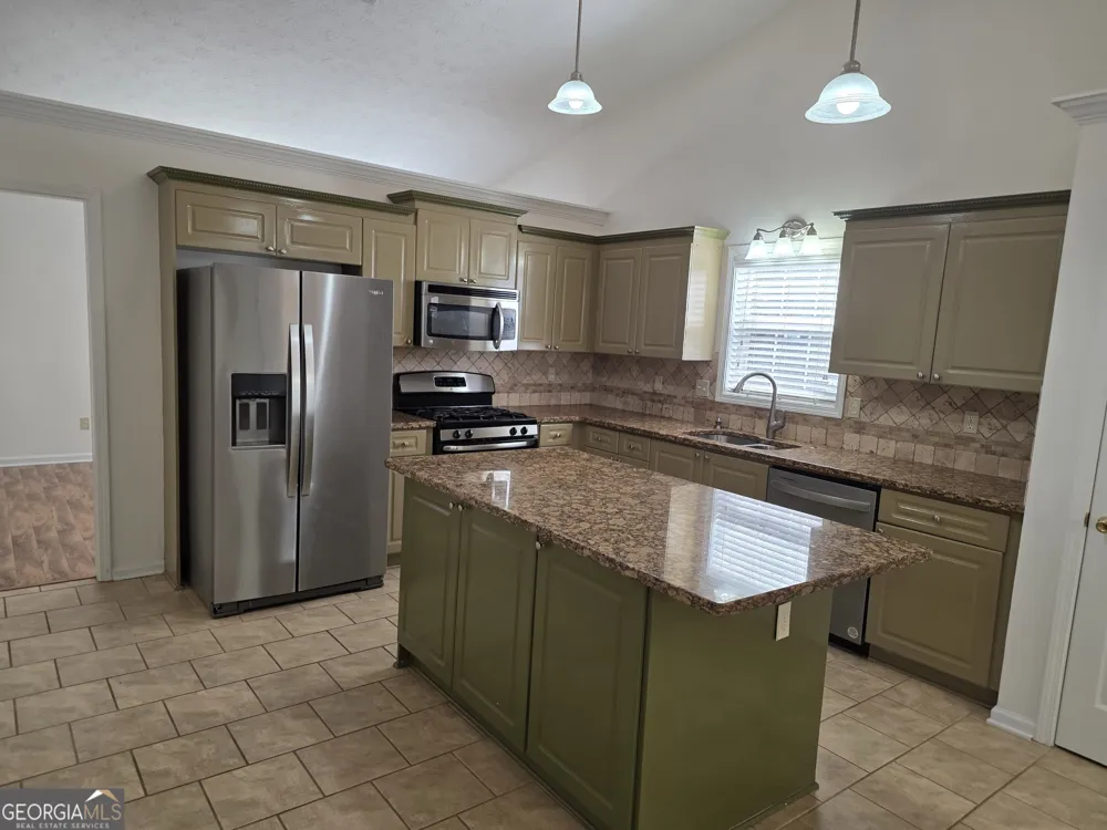 4585 Brook Farms CT Duluth, GA 30096