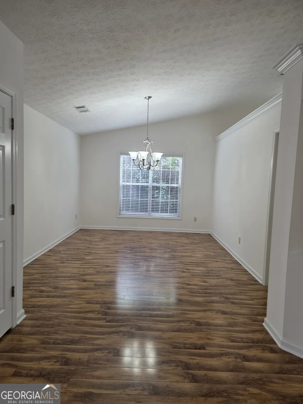 4585 Brook Farms CT Duluth, GA 30096