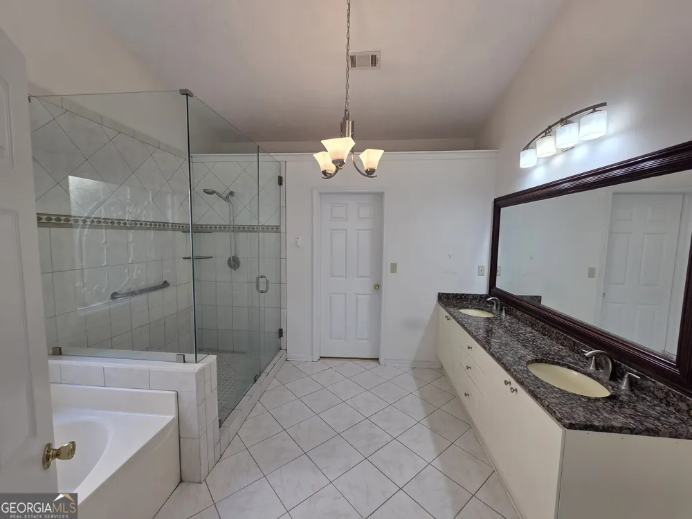 4585 Brook Farms CT Duluth, GA 30096
