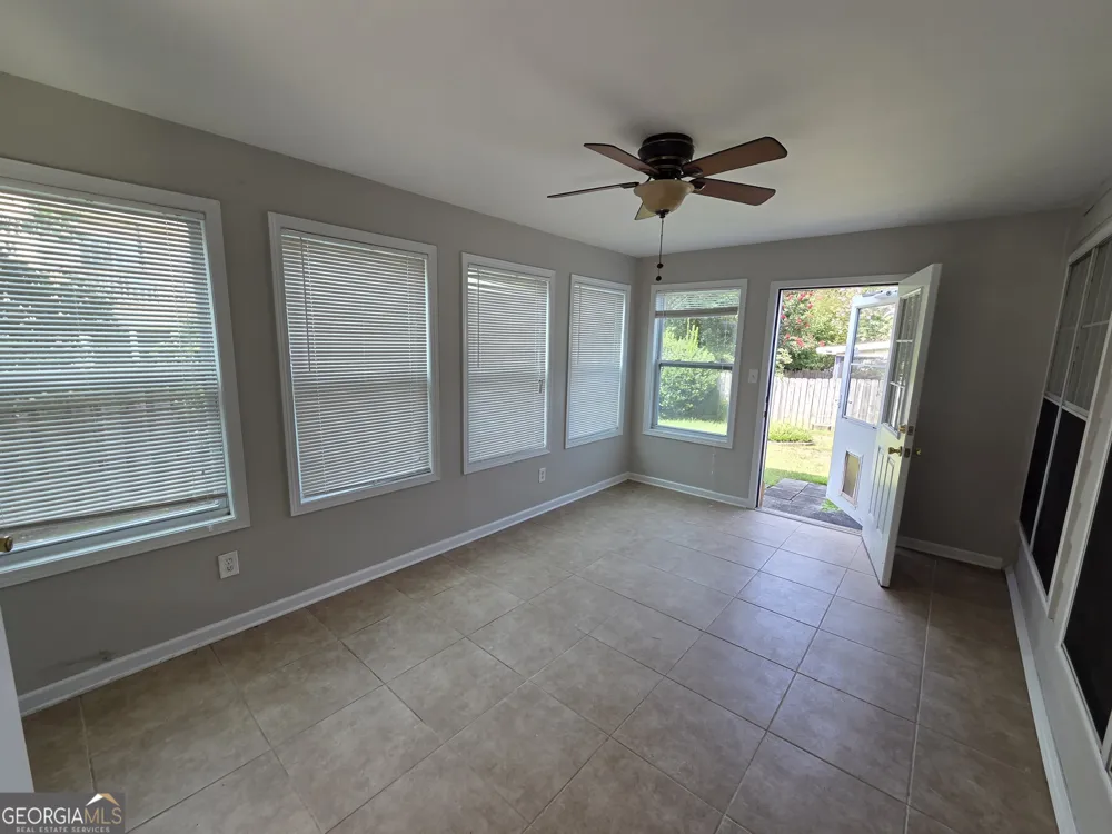 4585 Brook Farms CT Duluth, GA 30096