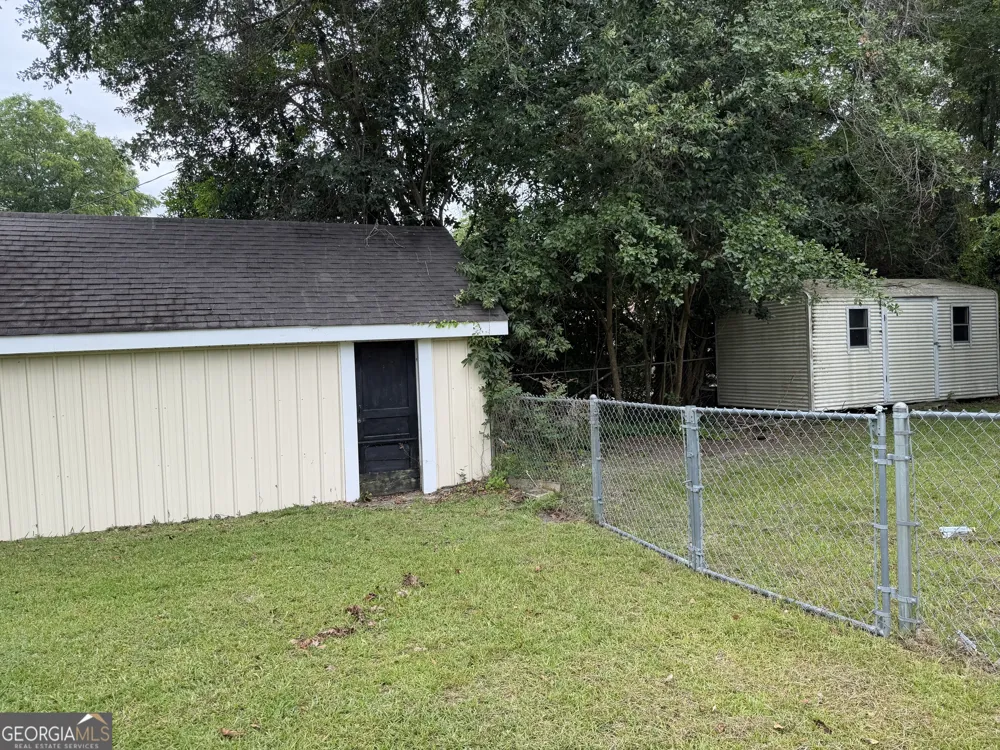 1021 Snow Hill ST Cadwell, GA 31009