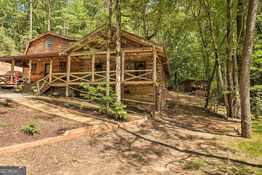 2183 Chimney Mountain RD Sautee Nacoochee, GA 30571